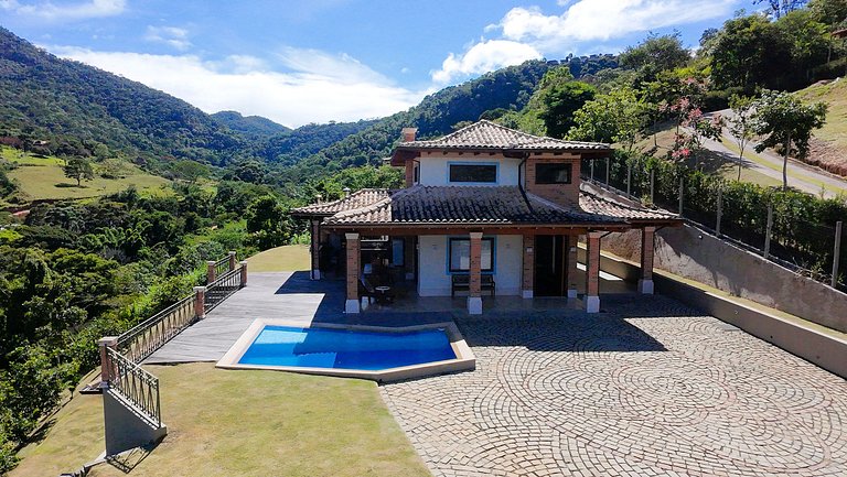 Bela Casa Maritacas, em Secretário, com 3 quartos