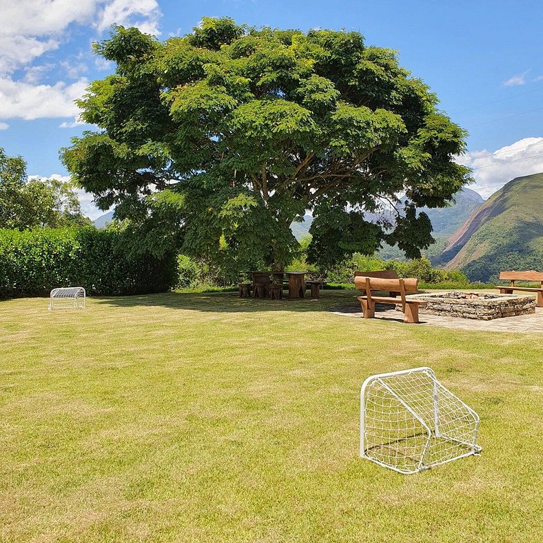 Casa do Alto Itaipava, 3 suítes, piscina com hidro aquecida