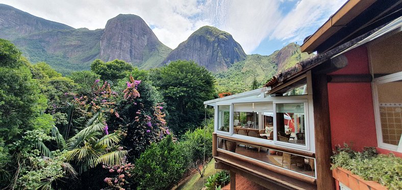 Casa Maria Comprida Araras: 5 quartos, piscina, área gourmet