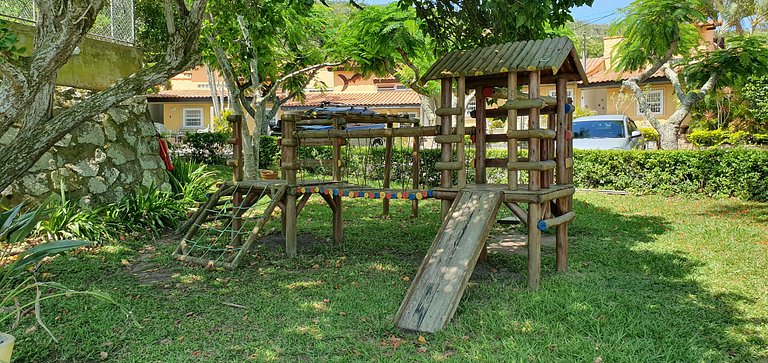 Casa Pontal do Atalaia, perto das Prainhas, condo