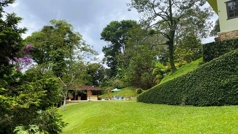 Casa Vargem Alegre, 4 quartos, piscina, gourmet e condomínio