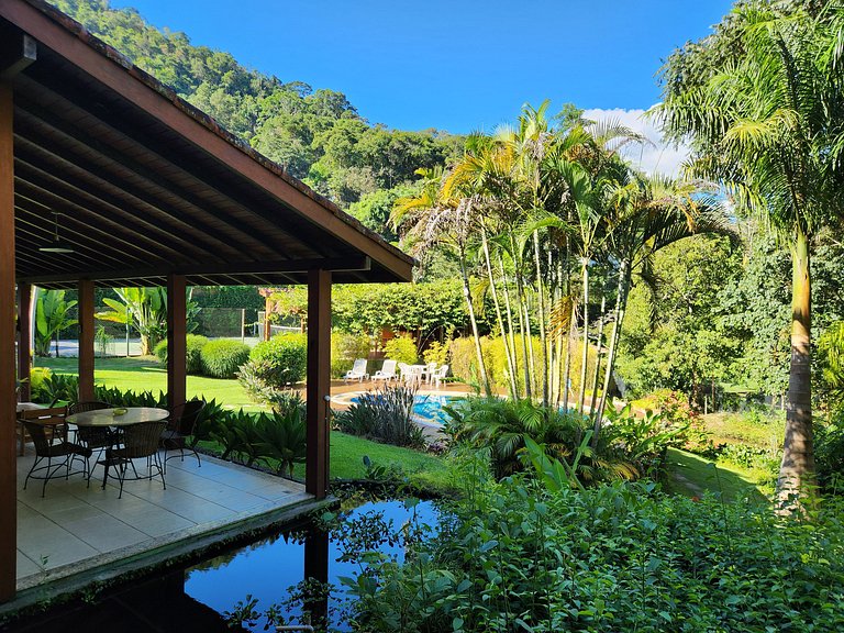 Casakor, beautiful villa in Itaipava, 4 bedrooms, pool, tenn